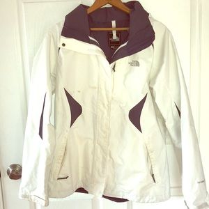 The North face women’s ski jacket